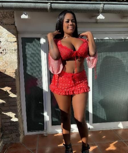 VEN Y PRUEBA MIS RICAS TETAS//2 HORAS X 170€ EN XÀTIVA