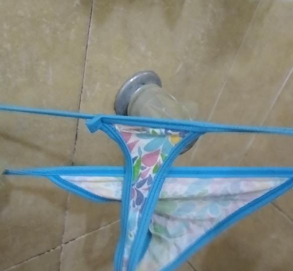 VENDO LAS BRAGAS DE MI NOVIA EN VALENCIA