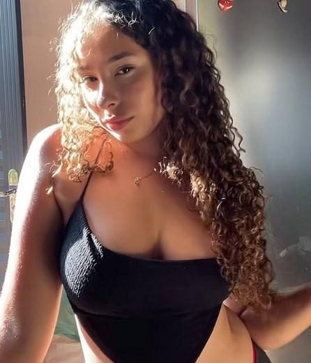 VENEZOLANA MORENITA MUY JUGUETONA ! EN BELLMUNT DEL PRIORAT